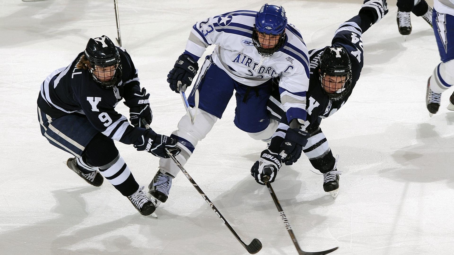 城市八人制业余足球冠军联赛 传统草根豪门再度会师决赛